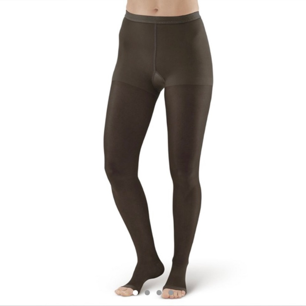 NEW AMES WALKER COMPRESSION STOCKINGS 2 PAIR